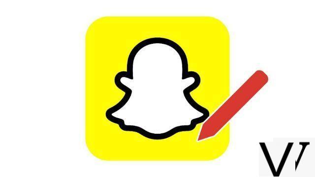 ¿Cómo agregar una pegatina o un gif a un complemento en Snapchat?